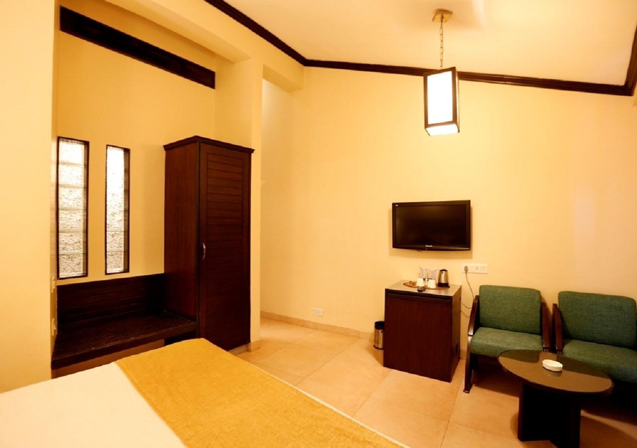 The Sea Horse Resort Baga Bagian luar foto