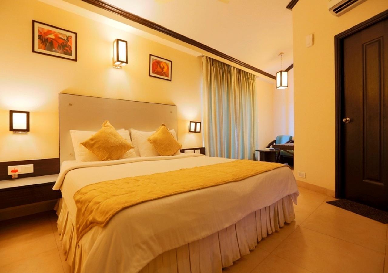 The Sea Horse Resort Baga Bagian luar foto