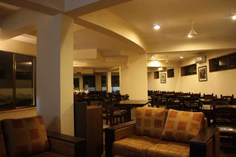 The Sea Horse Resort Baga Bagian luar foto